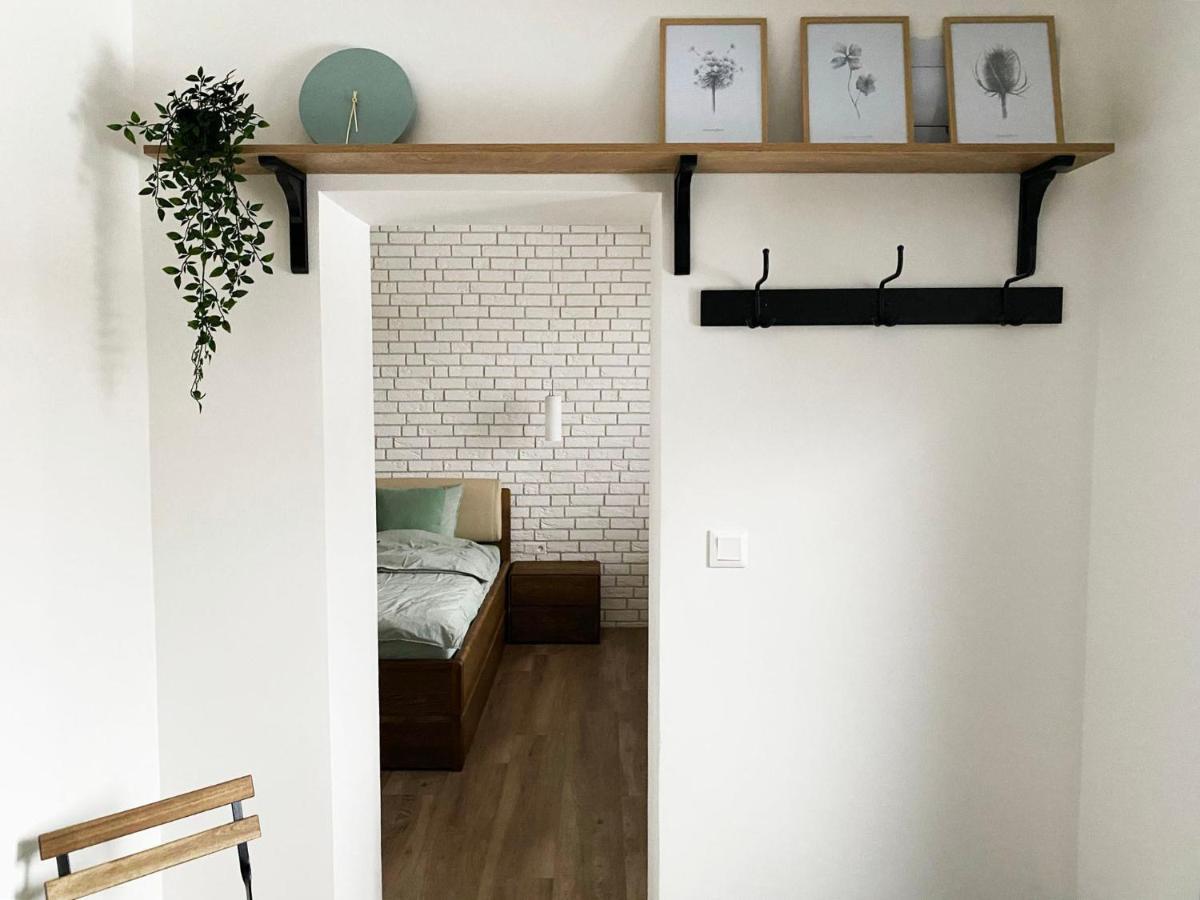 Apartmany Elli Myto pod Dumbierom Exterior photo