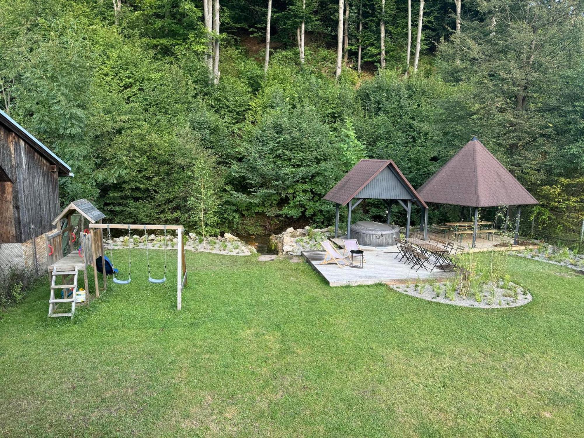 Apartmany Elli Myto pod Dumbierom Exterior photo